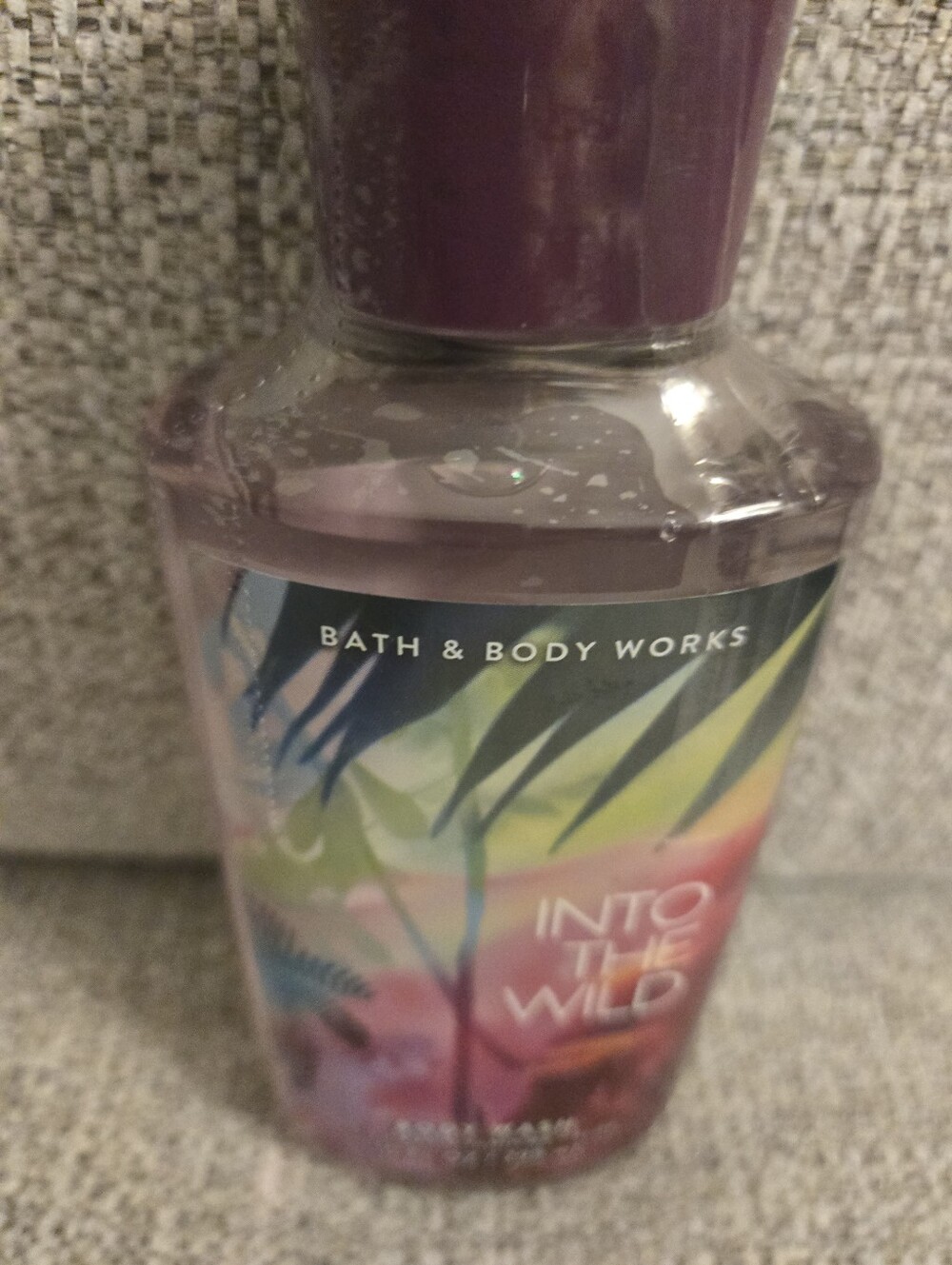 Bath & Body Works Into The Wild Body Wash - Purple